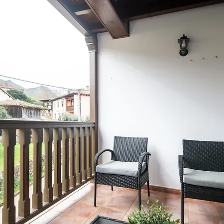 Vivienda Rural Layalga Villa *