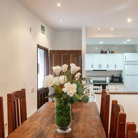 Vivienda Rural Layalga *